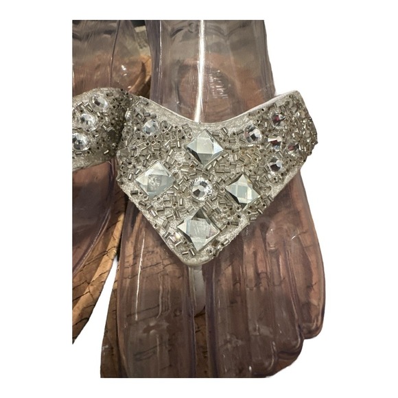 Kenneth Cole White Rhinestone Flat Thong Sandals, Size 9.5 - Picture 4 of 7